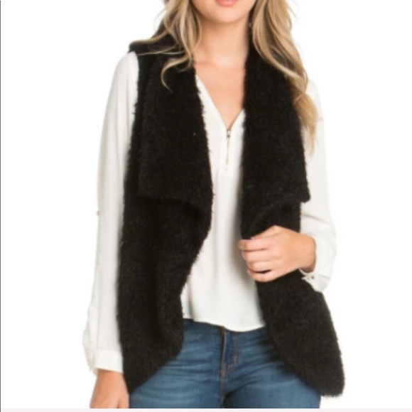 Black fur vest super soft - Picture 2 of 2